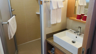 スーペリアダブル 禁煙　シャワーブース (バスタブなし)