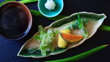 食事・飲み物 / 13