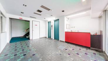 エレベーター / 1