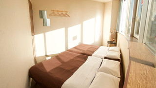 ツインルーム (2 Double Beds)