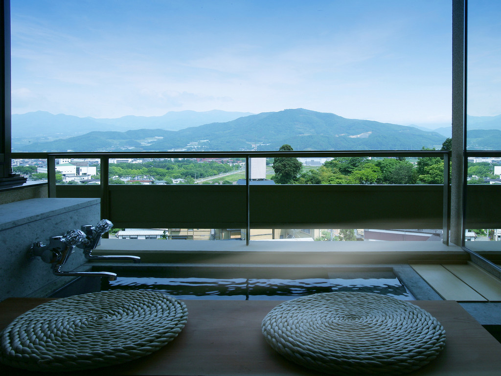 大人のための極上空間でまったり過ごそう3640603