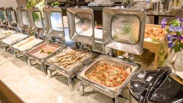 夕食ビュッフェ④ / 4