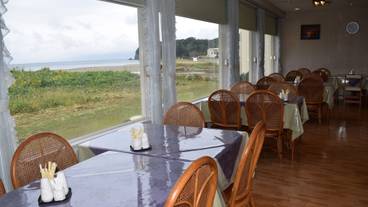 朝食スペース / 5