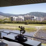 コーナースイート / 2