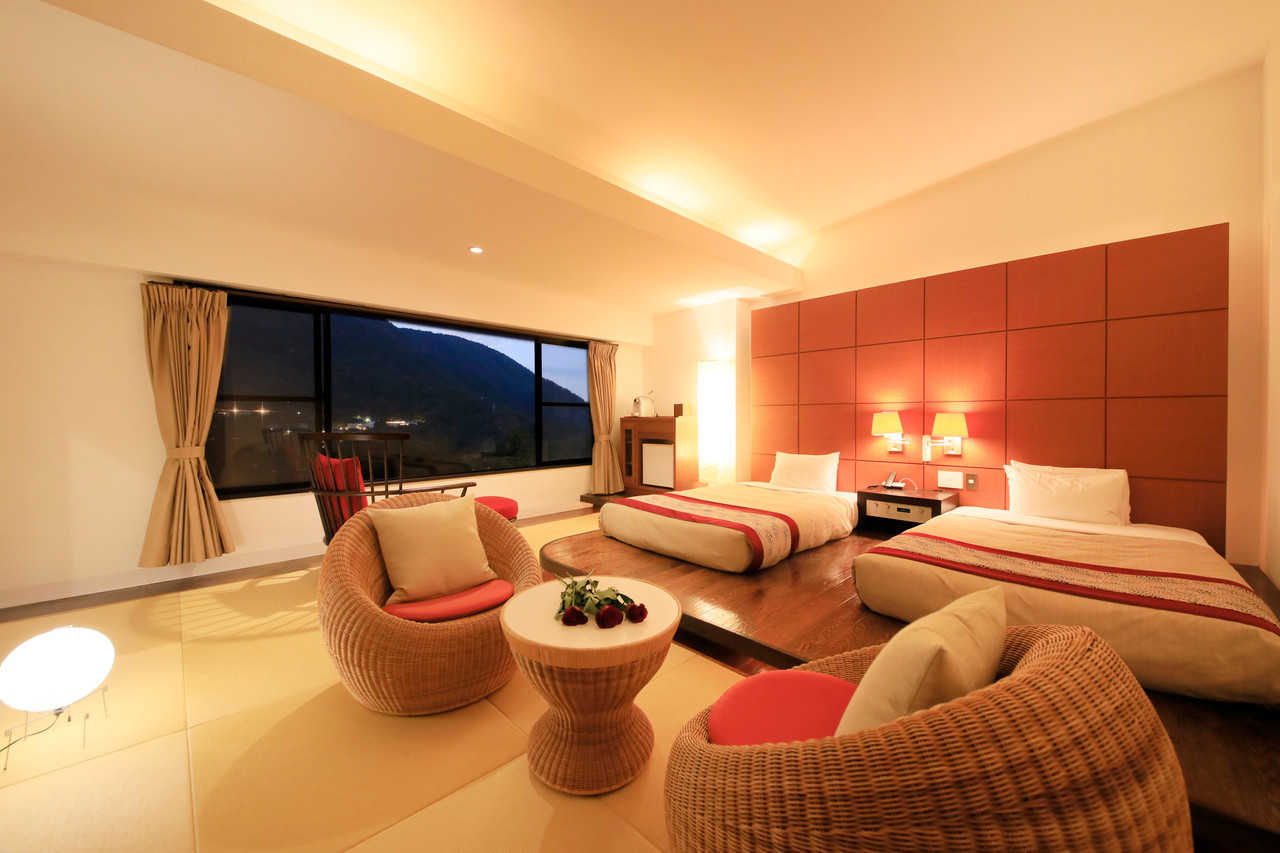 足湯バーからスタート♪おしゃれな気分で旅を楽しめる温泉宿3495715