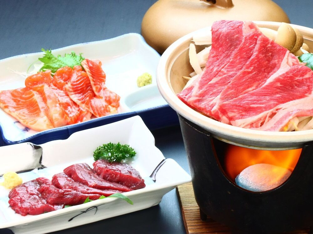 旅館のお食事処