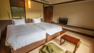 本館 プレミア和洋室半露天風呂付 禁煙