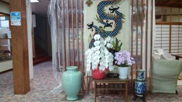 内部エントランス / 2