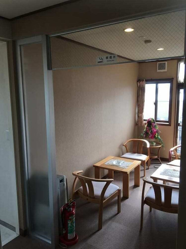 ロビーラウンジ