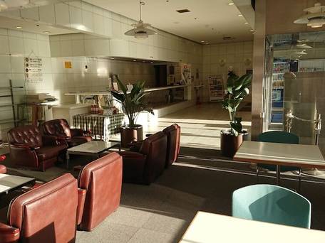 三原国際ホテル / 2