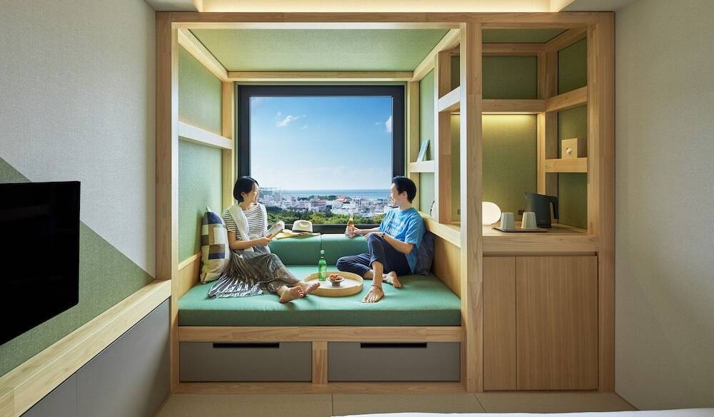 観光とホテルステイを
夫婦で楽しんだ2日間 / 1