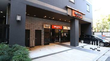 施設の入り口 / 14