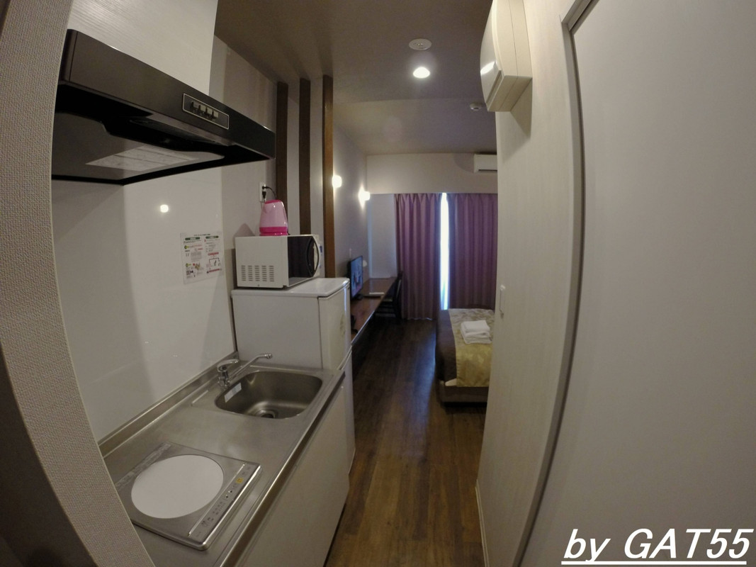 IHのキッチンは有料で貸し出し。いい値段になります