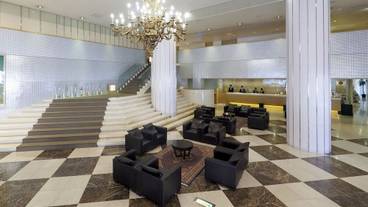 ロビー応接スペース / 3