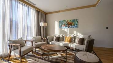 3ベッドルーム スーペリア リビング / 6