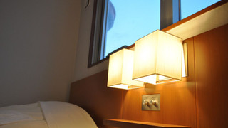 セミダブルルーム禁煙 （セミダブルベッド1台)