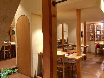 「ノースコンチネント MACHI NO NAKA」内観 1020982 落ち着いた店内です。