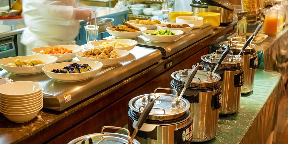 朝食ビュッフェ