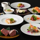 夜景を望むディナー
鉄板焼「ビュメール 」 / 3