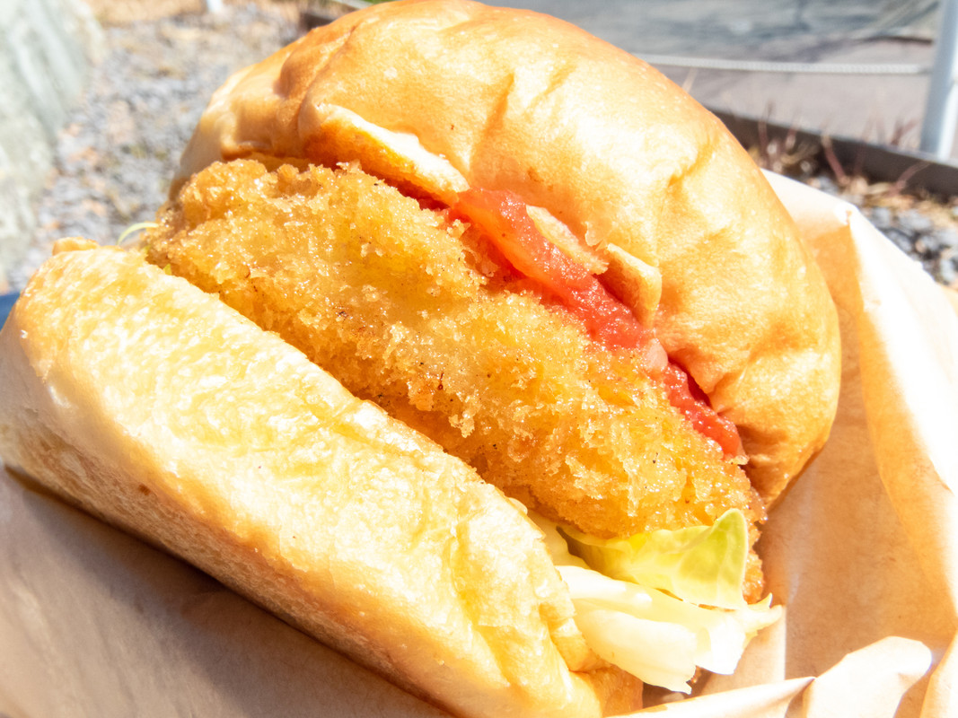 淡路島名物 淡路島オニオンのハンバーガー