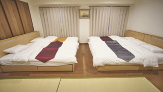 スタンダード ファミリールーム (シングルベット2 台、セミダブルベット2台)