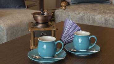 客室カラーのティーセット③ / 10