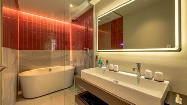 バスルーム / 37