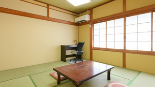 和室 共用バストイレ 4名用 禁煙