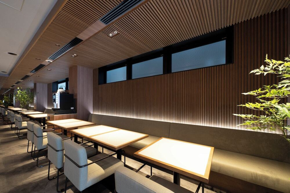 ロビーラウンジ