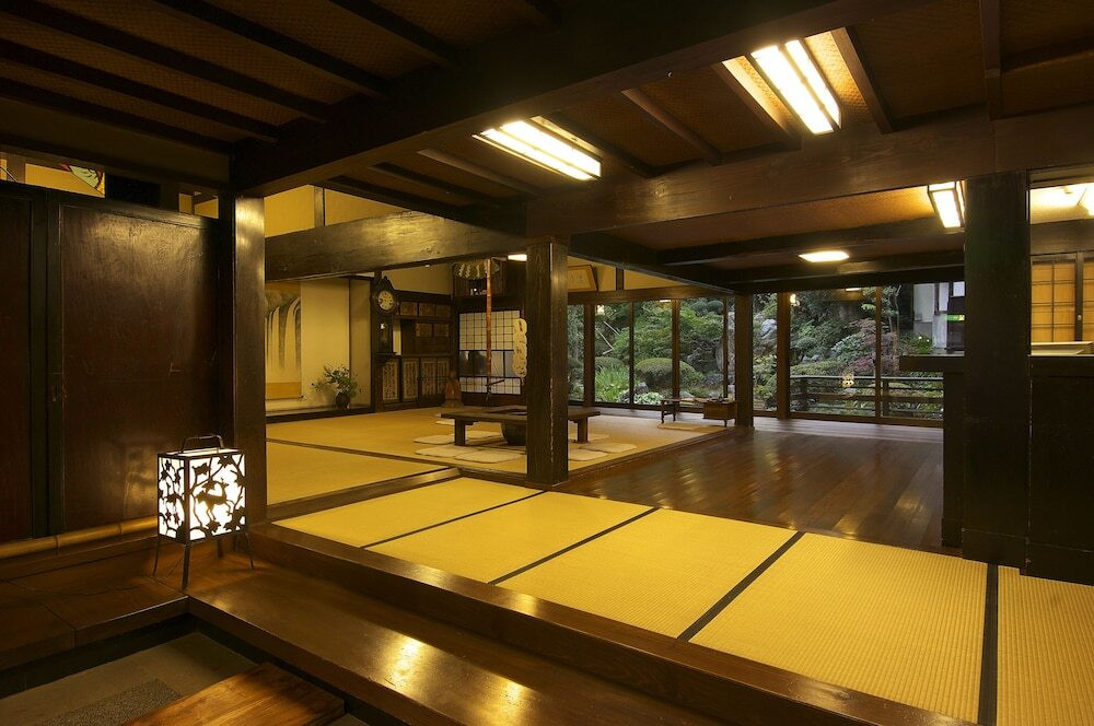 繊細な技と手間をかけた一品一品が揃う伝統料理の宿4244728