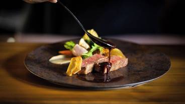 食事・飲み物 / 4