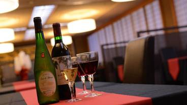 食事・飲み物 / 1