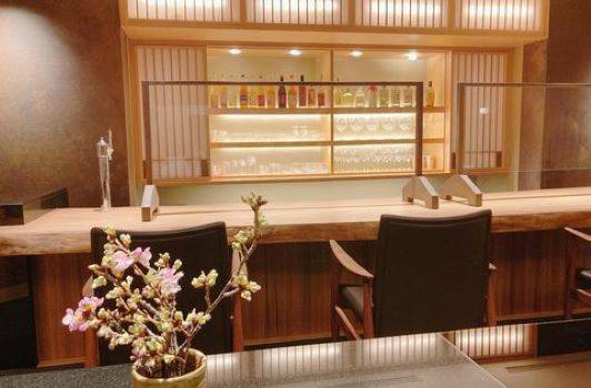 ラウンジ藤五郎のバータイム例 / 2