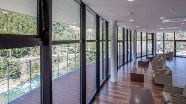 ロビーラウンジ / 5