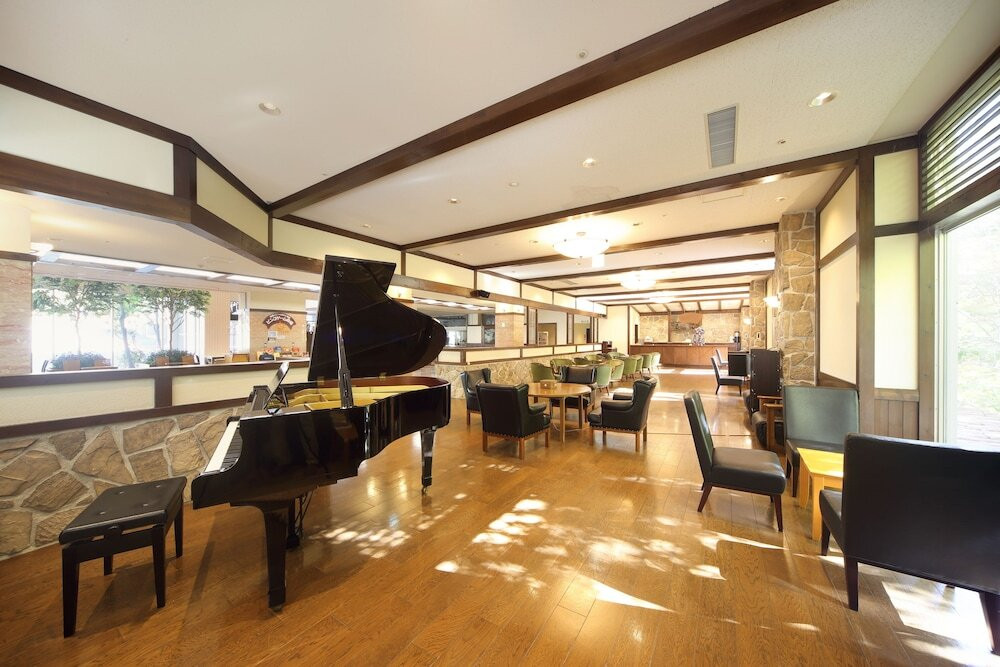 ロビーラウンジ