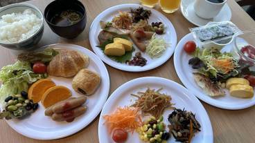 食事・飲み物 / 5