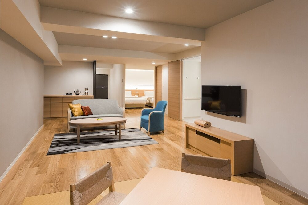 HAKODATE 海峡の風（ハコダテ ウミノカゼ） / 5