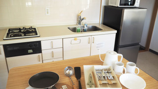 ジュニアスイートルーム　セミダブルベッド2台＆キッチン付　禁煙　清掃料金別　連泊時の清掃なし