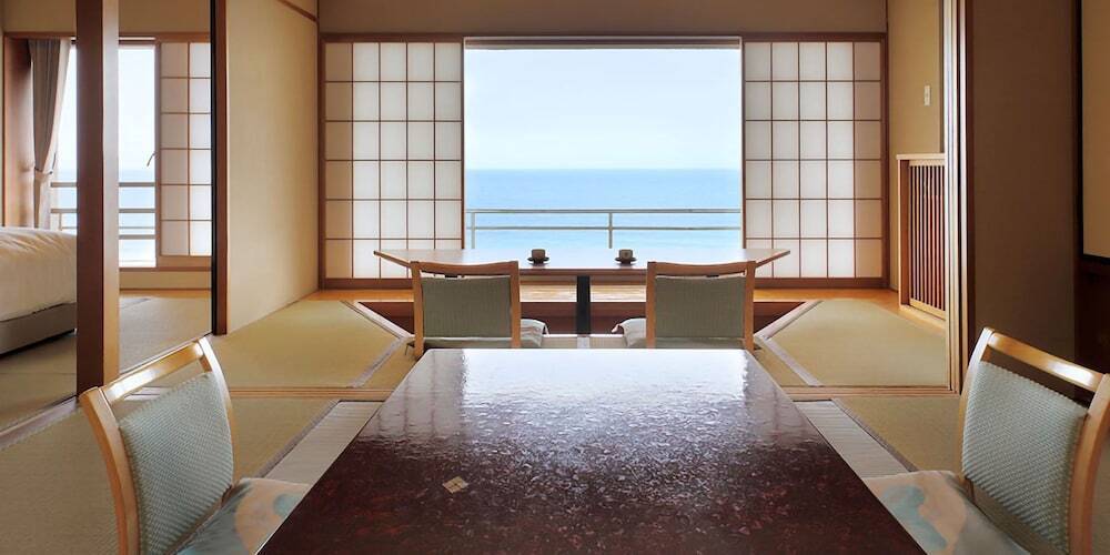 広々と寛げる
オーシャンビューの客室 / 3