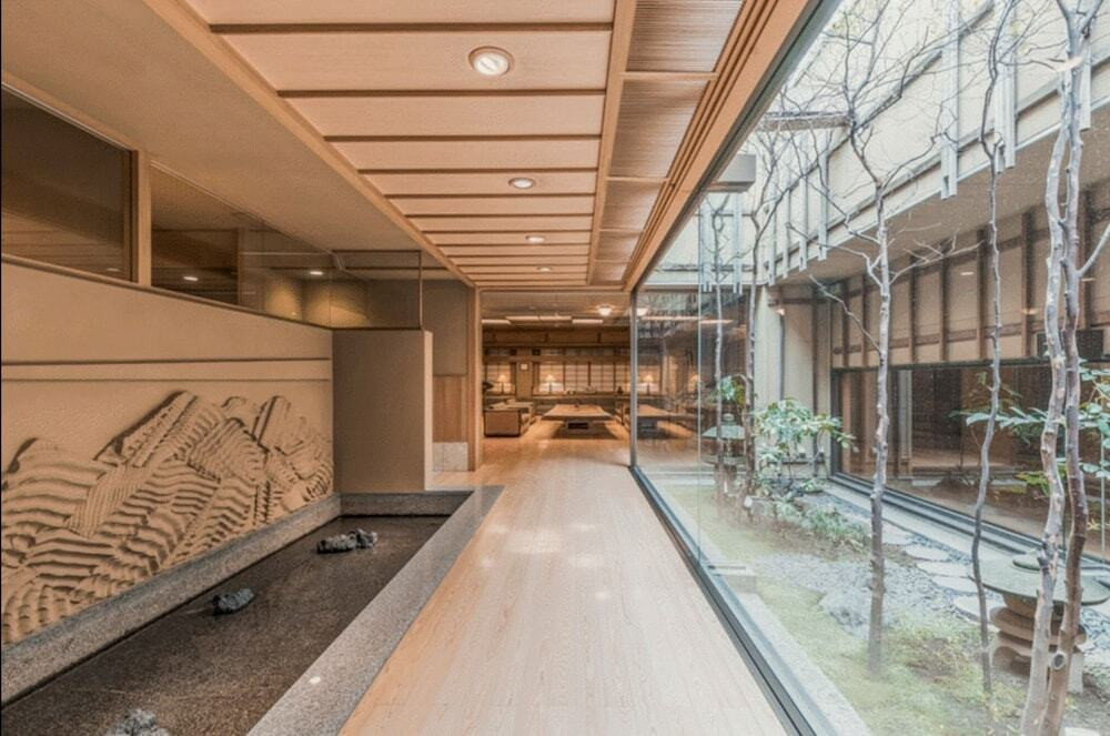 VIPも愛した老舗宿で美食を堪能4237989