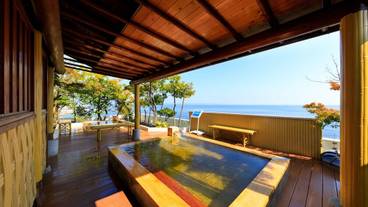 屋外スパ浴槽 / 1