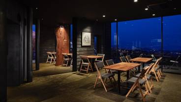 レストラン「THE PEAK」 内観① / 4