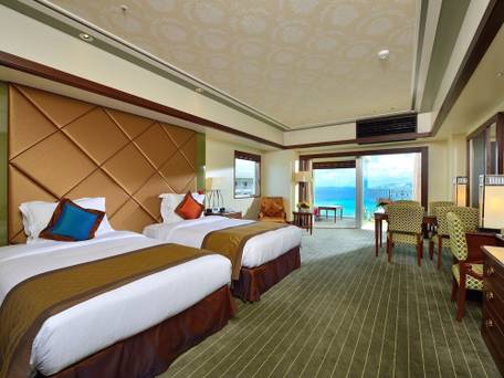 沖縄かりゆしリゾートEXES恩納(OKINAWA KARIYUSHI RESORT EXES ONNA) / 1