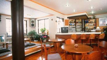 ロビーラウンジ / 2