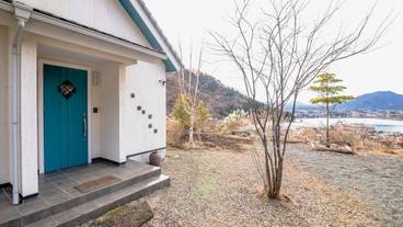 施設の入り口 / 6