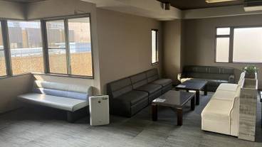 ロビー応接スペース / 4