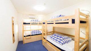 4人個室 (二段ベッド)