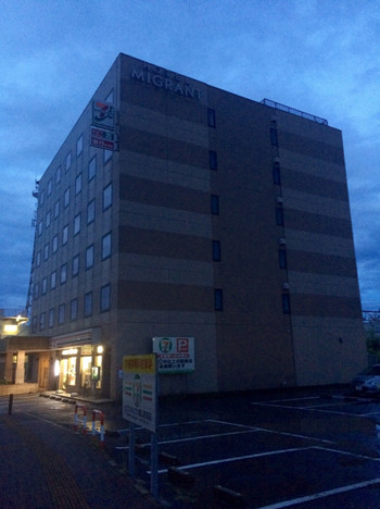 駅前でとっても便利！コンビニも併設しているホテル3437801