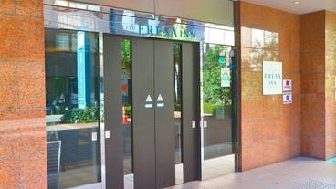 施設の入り口 / 8