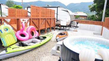 屋外スパ浴槽 / 2